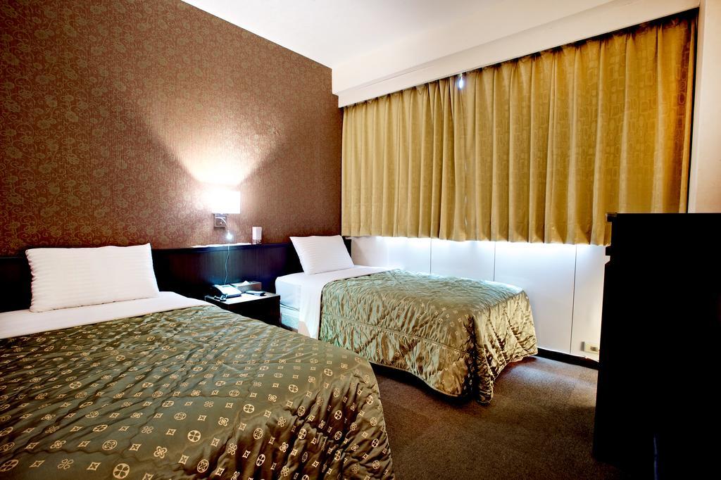Atami Hotel