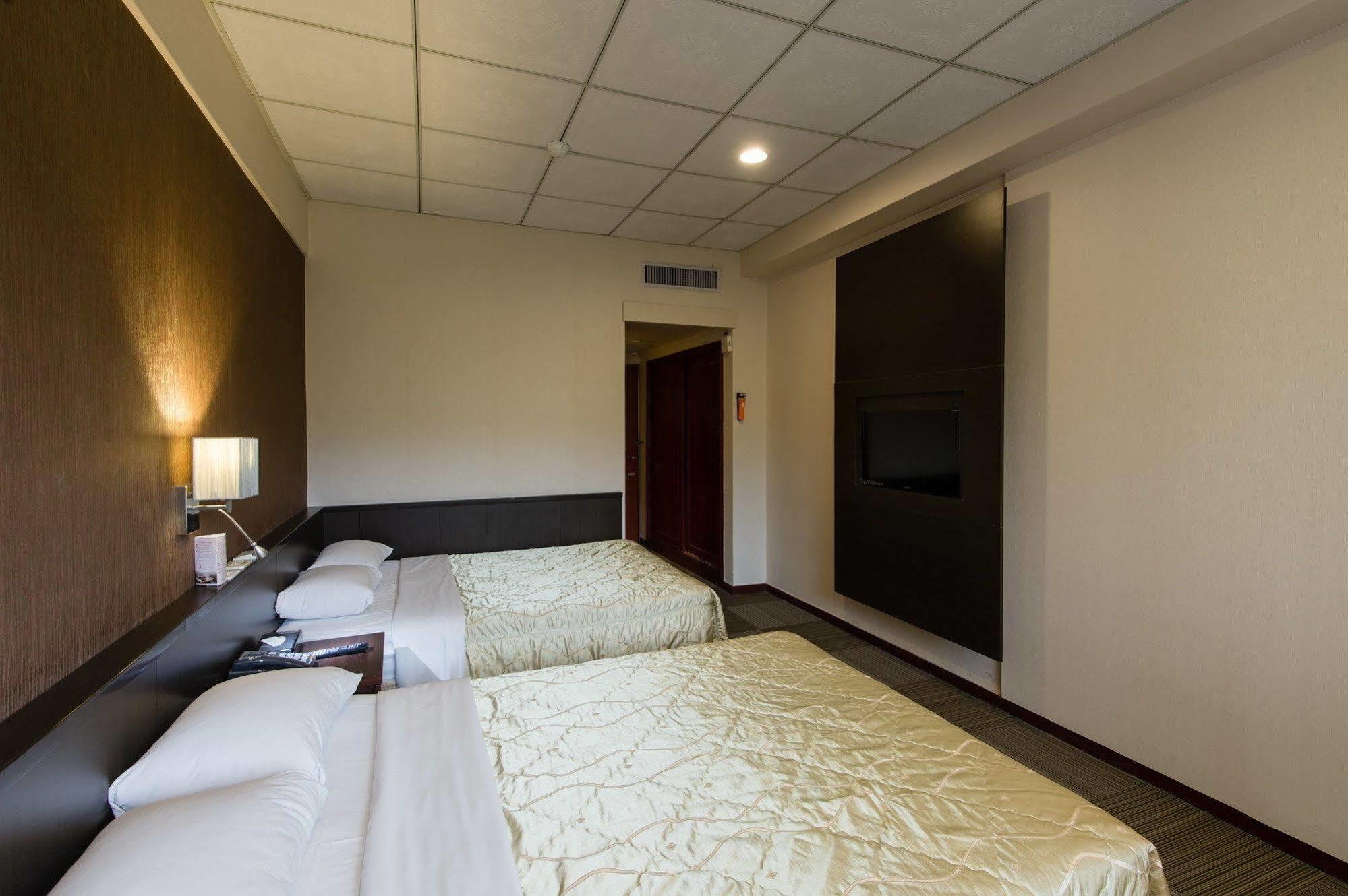 Hotel Atami 3*